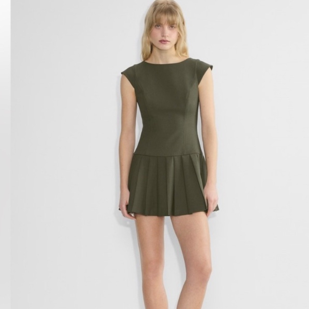 NWT Aritzia Olive Green Cap-Sleeve Pleated Mini Dress